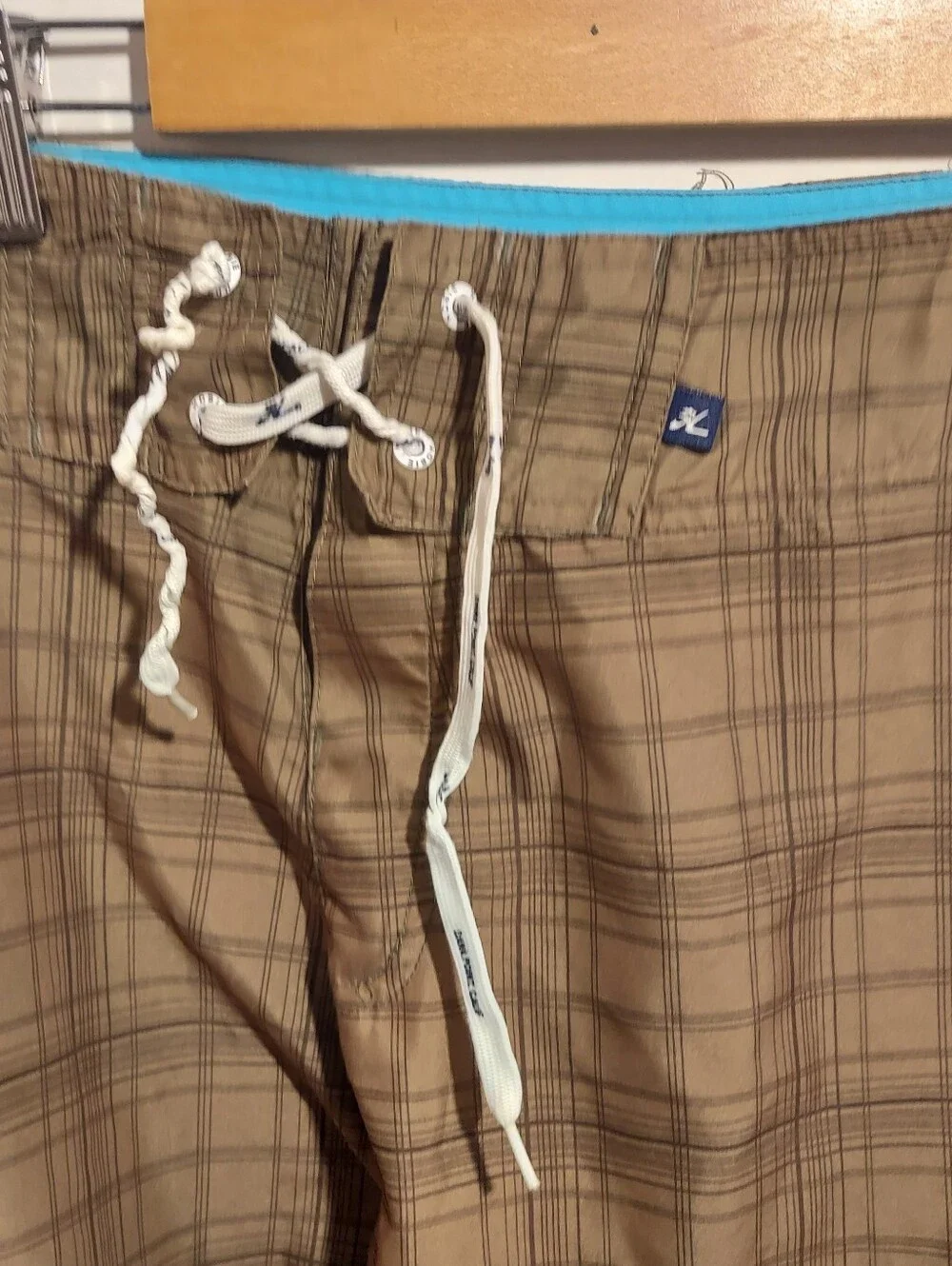 Hobie Plaid Board shorts Mens size 38 Floral Flower Print Boardshorts Cargo